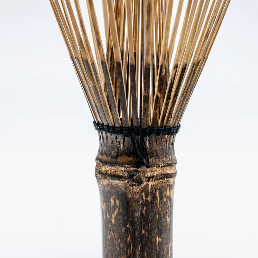 Japanese Chasen – 翠華園 Suikaen – Dark Bamboo Kurotake Ōaraho Matcha Whisk